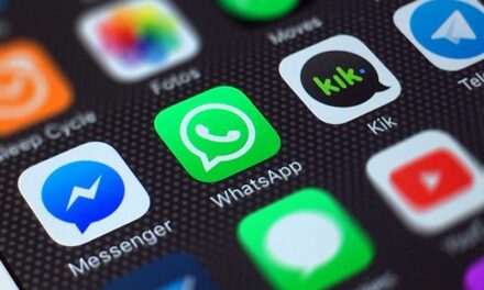 Yoox Net-a-Porter envisage de vendre ses articles sur WhatsApp