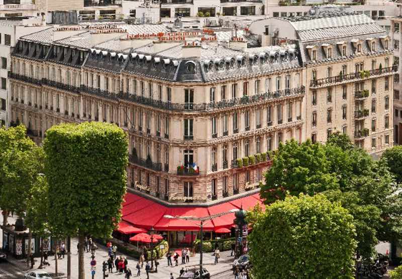 En attendant la brasserie, l’hôtel du Fouquet’s a rouvert ses portes