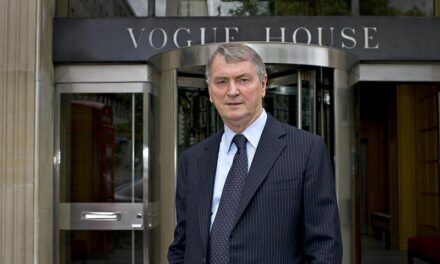 Vogue UK perd son directeur de la publication