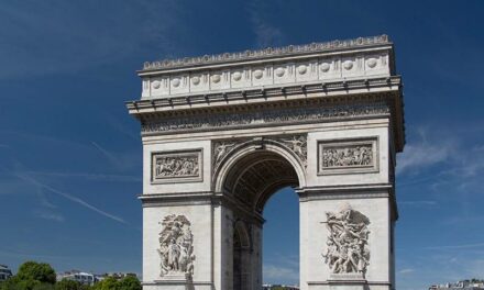 L’oréal : un show évènement sur les Champs Elysées pour la Fashion Week