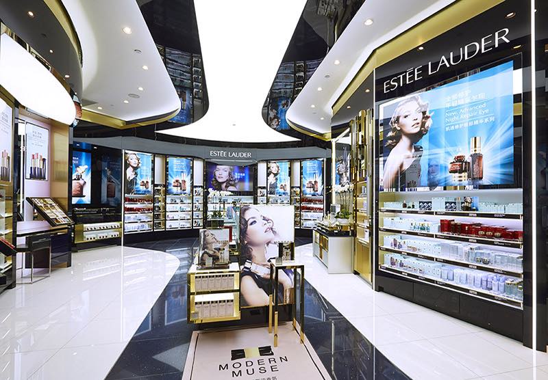 Estee Lauder promeut Olivier Bottrie a la tete du « travel retail » et du developpement commercial