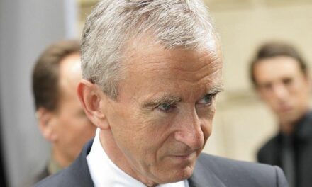 Bernard Arnault conserve sa place de 1ère fortune française