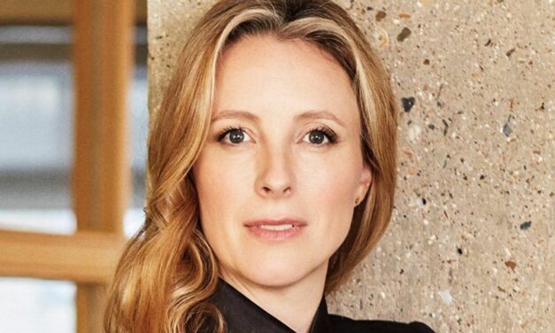 Le British Fashion Council nomme Stephanie Phair (Farfetch) à sa présidence