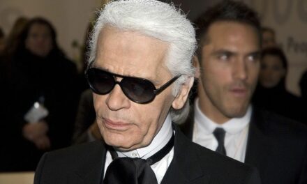 Karl Lagerfeld confie sa ligne horlogère à Swarovski