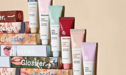 Glossier perd son président et directeur financier