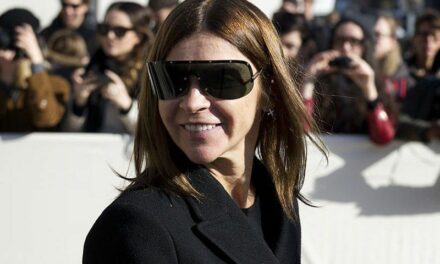 Karl Lagerfeld enrôle Carine Roitfeld pour une collaboration à long terme