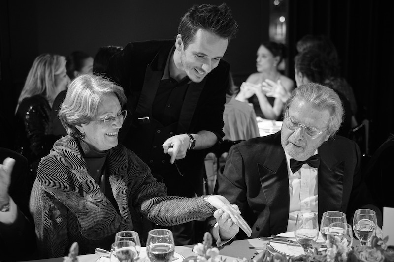 sup_de_luxe_Gala_alain_dominique_perrin